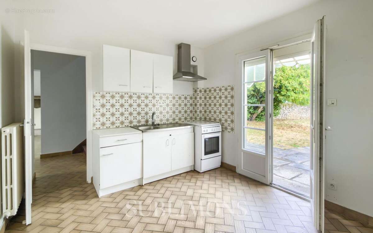 Jolie Maison de ville de 118m² dans une charmante commune aux p - photo 8