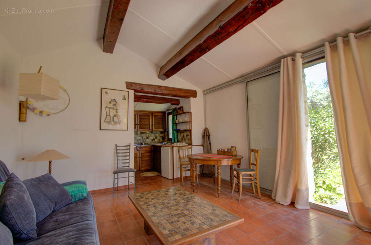 Maison à SAINT-PAUL-TROIS-CHATEAUX