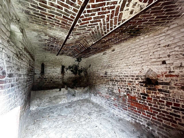 Maison à MAULDE