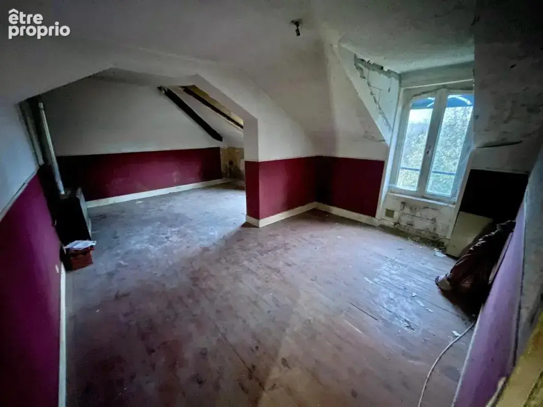 Charlieu, Maison 126m2 avec terrain et dépendance à rénover - photo 15