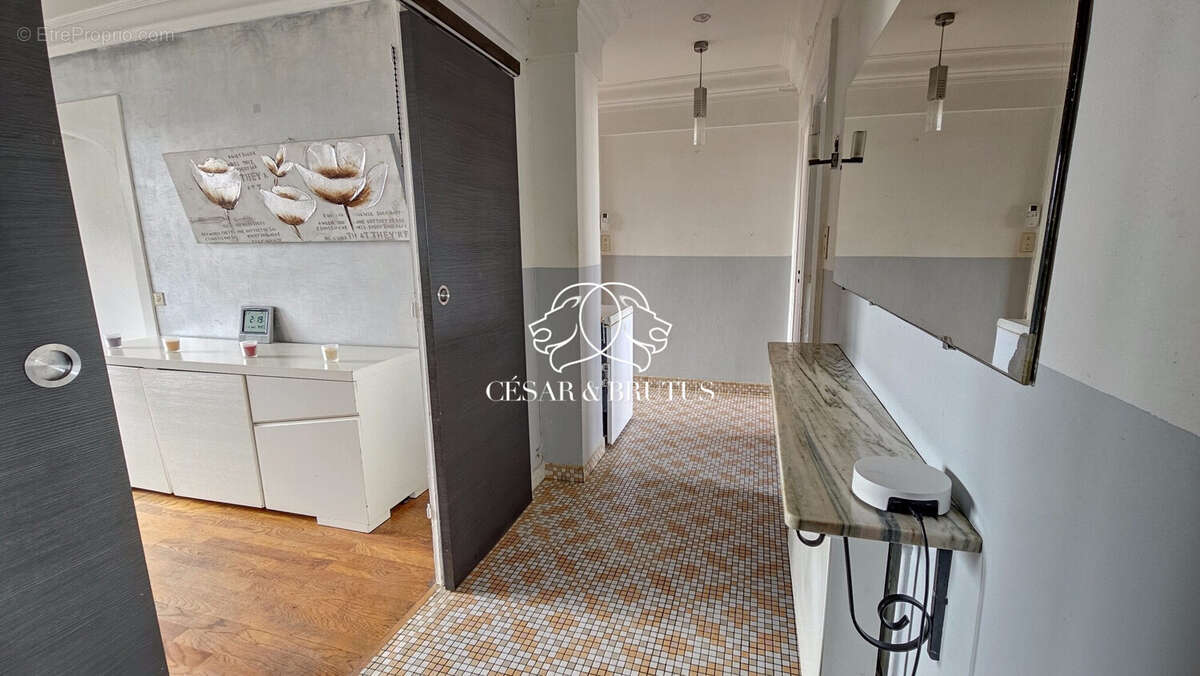 Appartement 85 m² à Villeurbanne  - photo 9