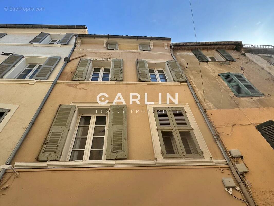 Appartement à SAINT-TROPEZ