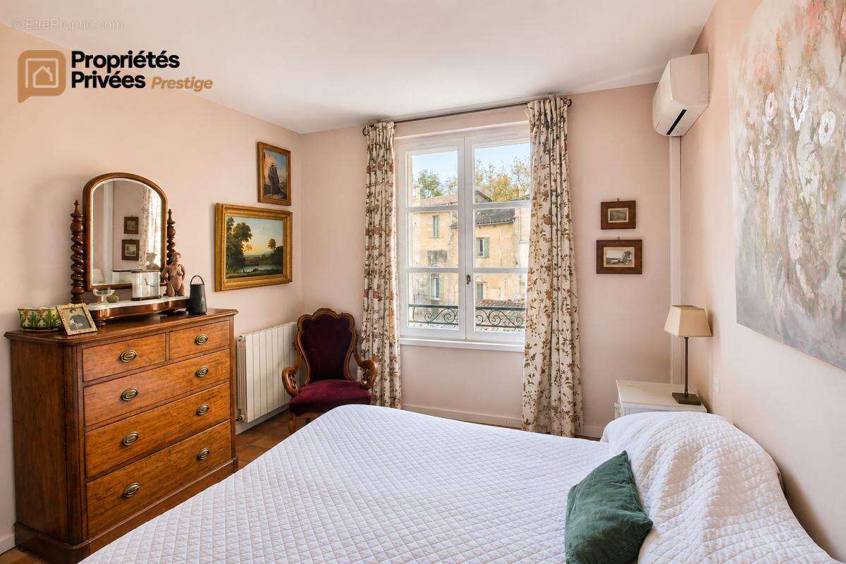Appartement à UZES
