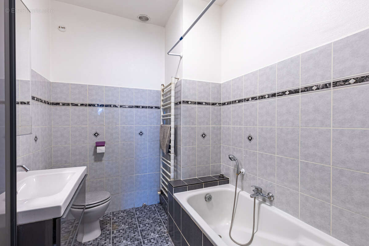 Appartement à SAINT-PRIVAT-LA-MONTAGNE