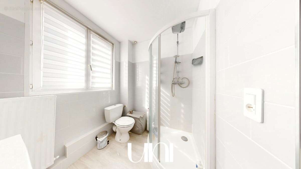 Maison à MAY-SUR-ORNE