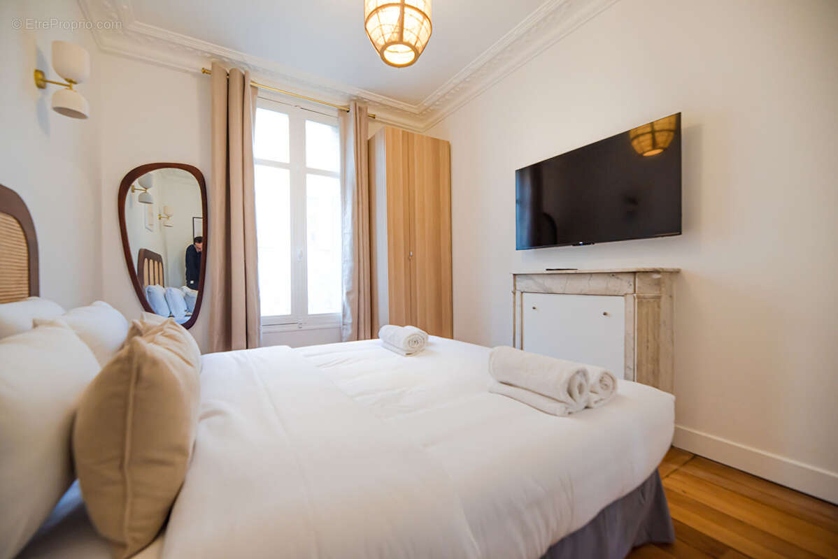 A vendre en exclusivite - immeuble secteur cathedrale - photo 10