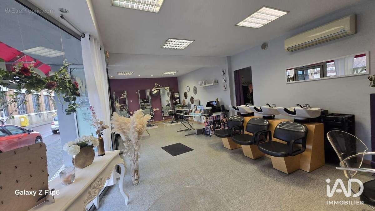 Photo 5 - Commerce à ROMILLY-SUR-SEINE