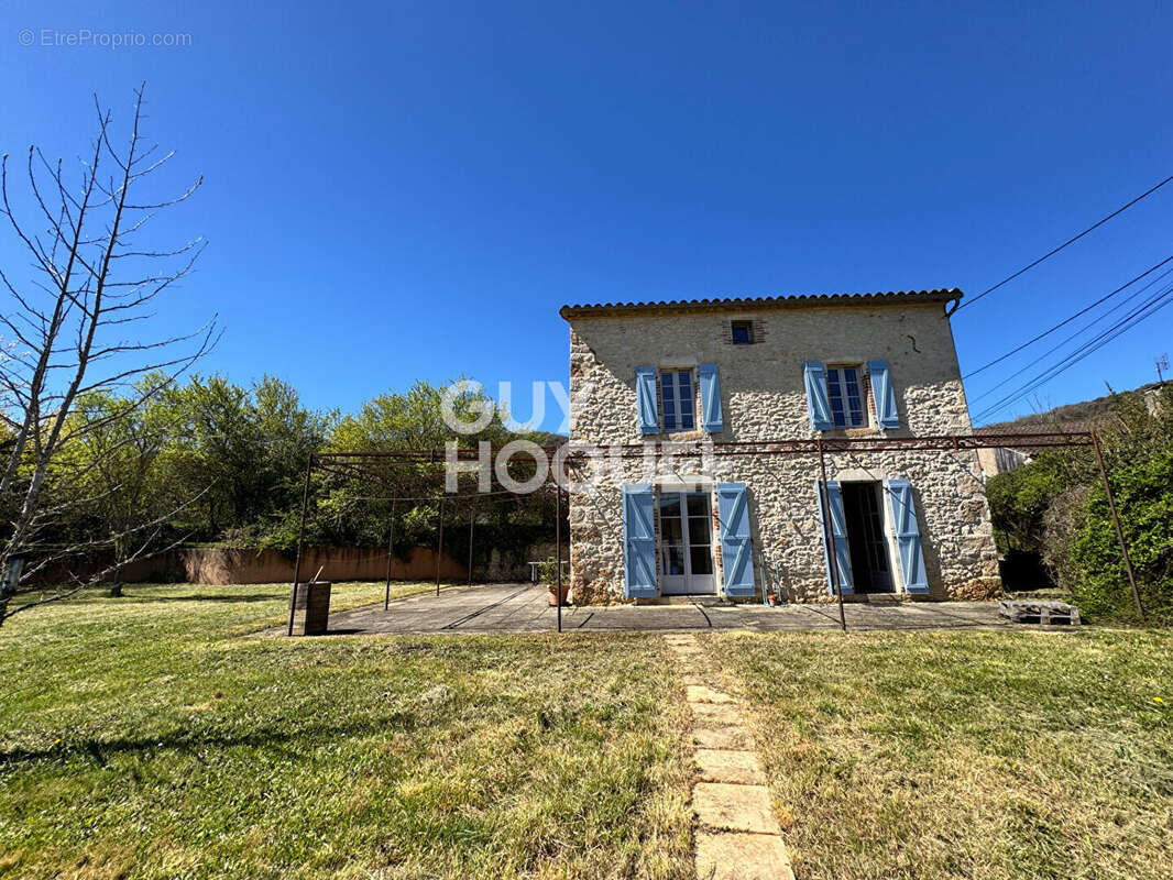 Maison à SAINT-GERY