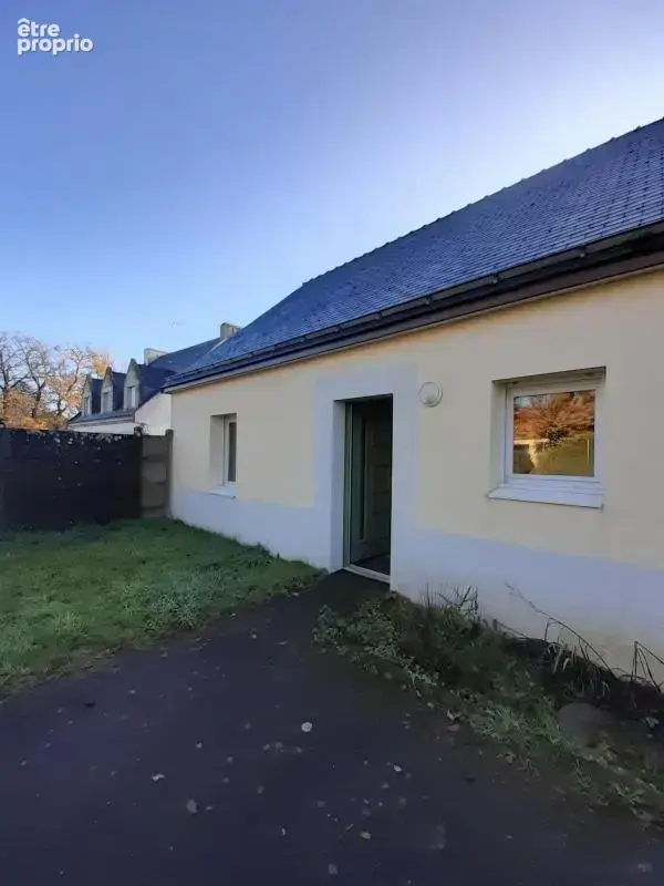 Maison à REGUINY