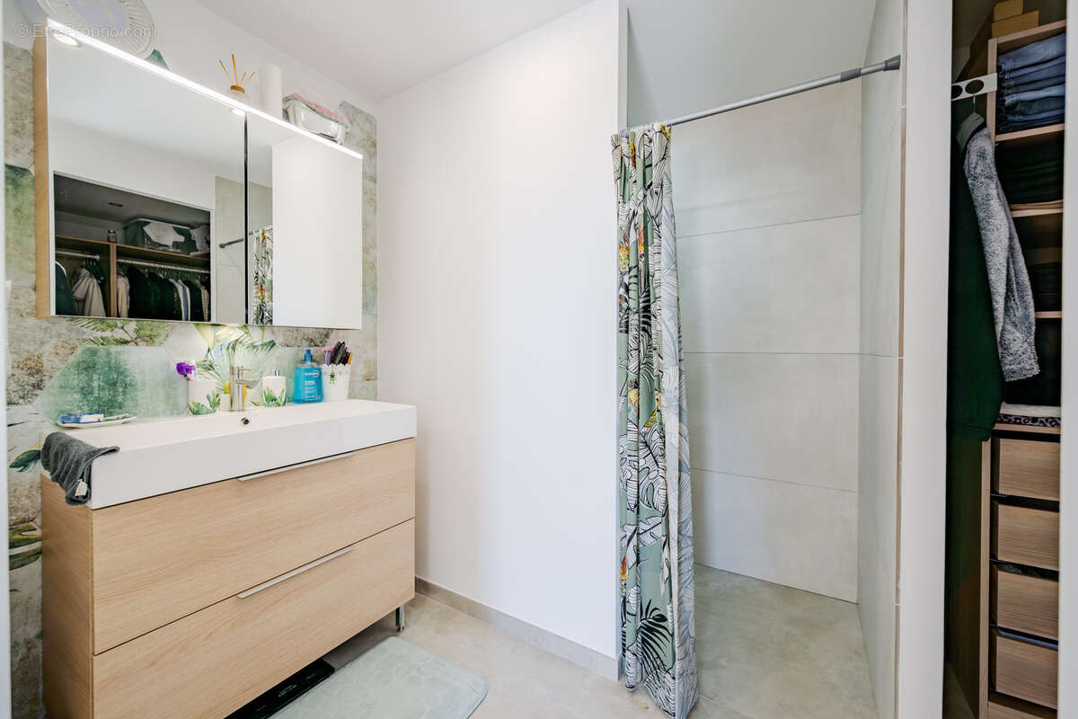 Maison à LA VALETTE-DU-VAR