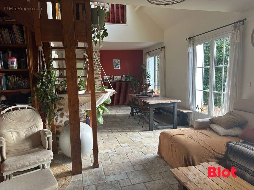 Maison à SAINT-NOLFF