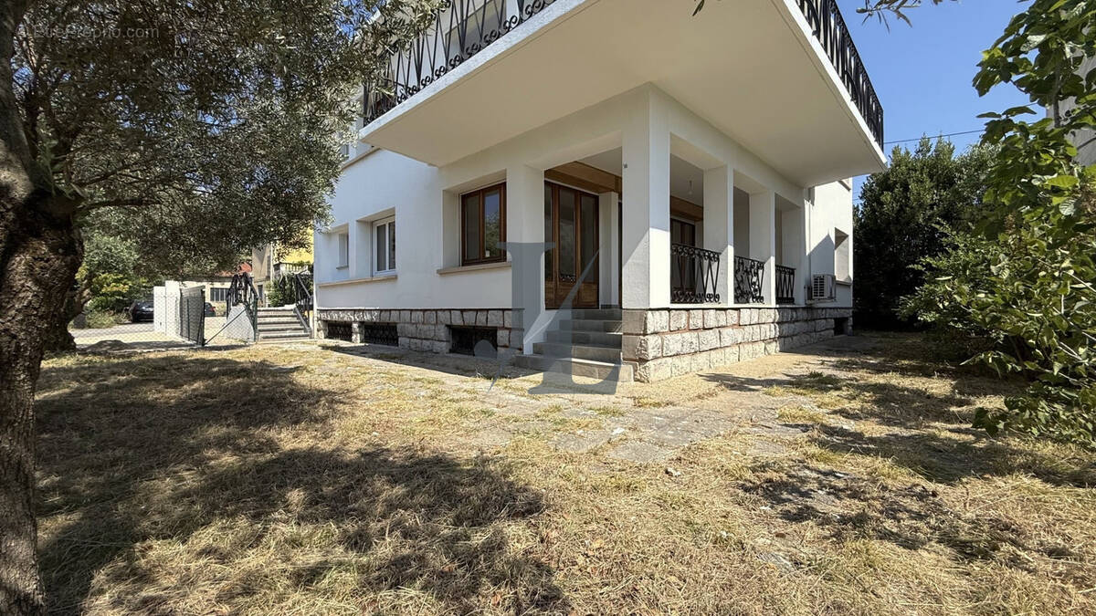 Appartement à PORTES-LES-VALENCE