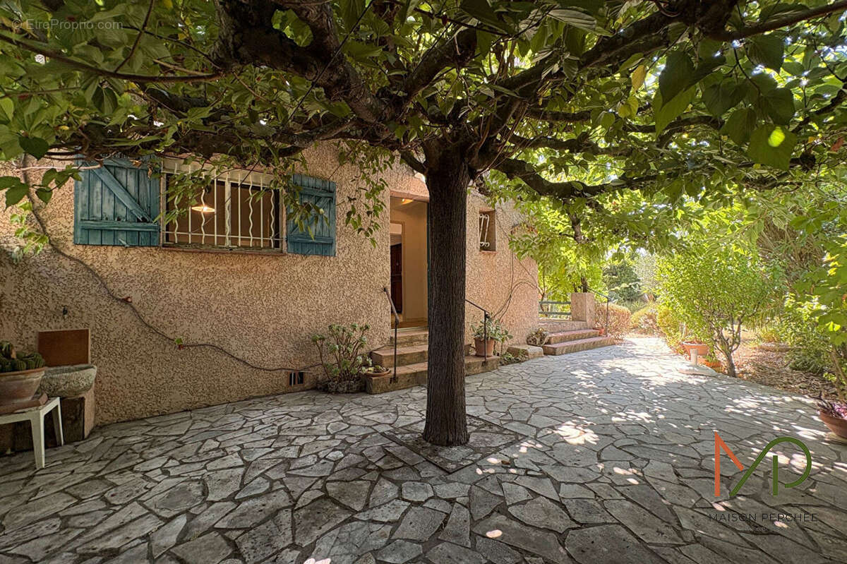 Maison Lorgues 6 pièces 106 m2 - photo 3