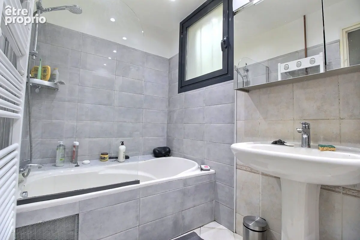 Maison 159 m² à Issy-Les-Moulineaux  - photo 9