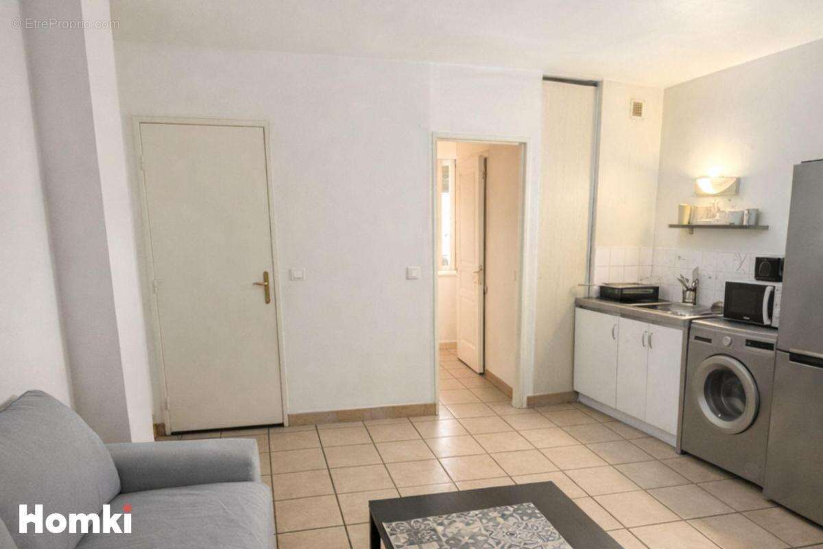 Appartement à MARSEILLE-2E