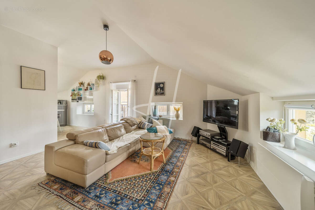 Appartement à LE BAN-SAINT-MARTIN