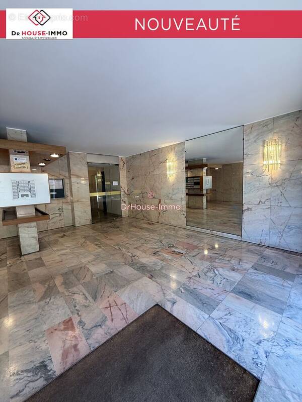 Appartement à VERSAILLES