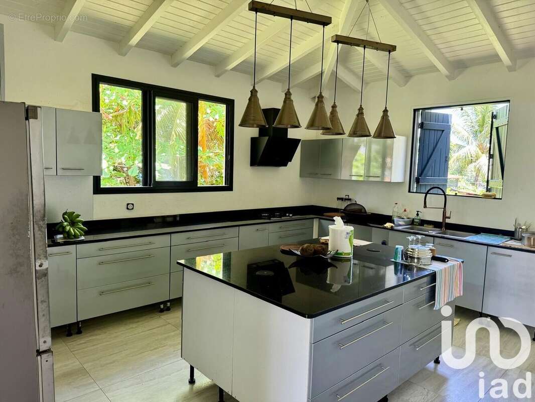 Photo 2 - Maison à BAIE-MAHAULT