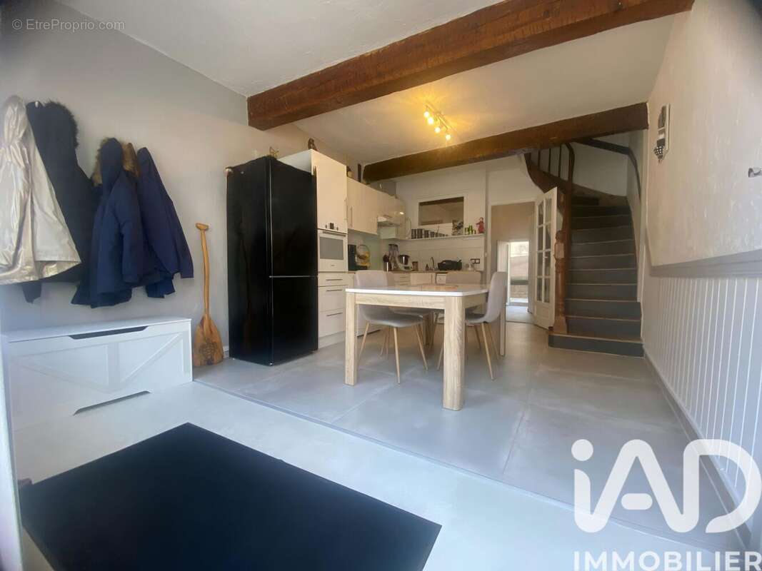 Maison 93 m² à Bagneres-De-Bigorre  - photo 2