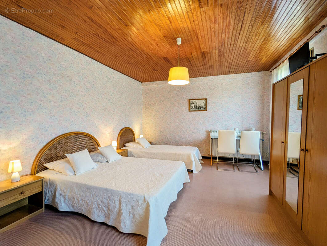 Appartement à CEILHES-ET-ROCOZELS