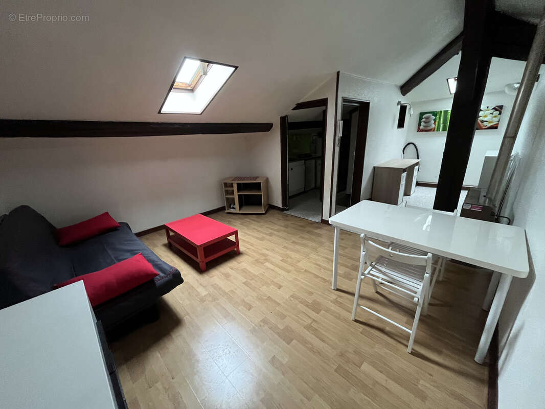 Appartement à SAINT-ETIENNE