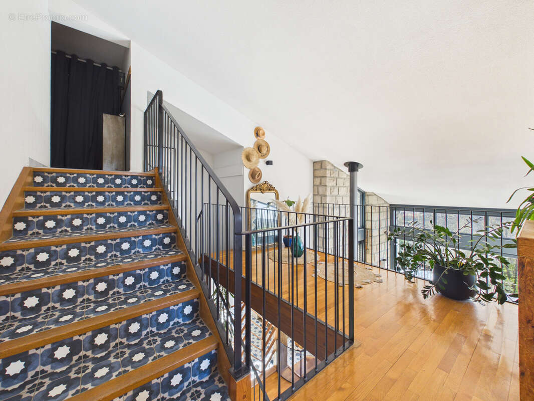 Maison à BRIVES-CHARENSAC