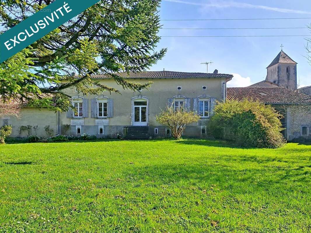 Photo 8 - Maison à BARBEZIEUX-SAINT-HILAIRE