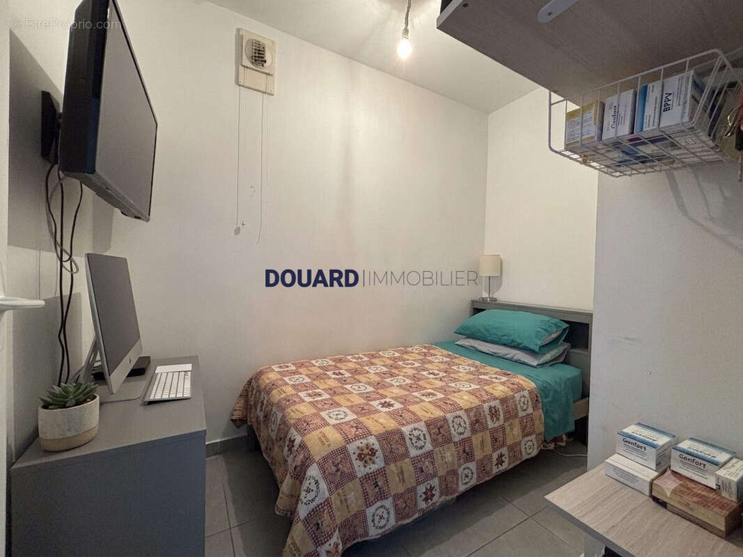 Appartement à SARTROUVILLE