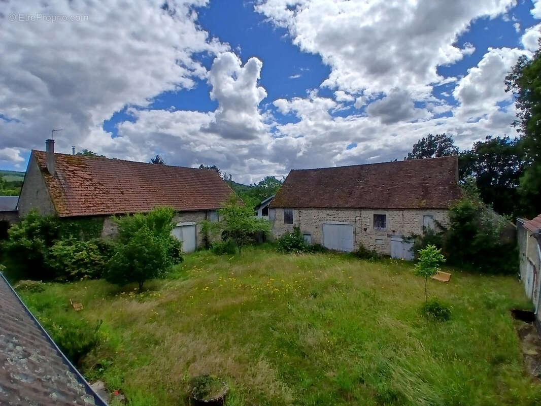 Exclusivité , maison de famille avec des grandes dépendances, entre Le Lac de Crescent et Lormes, Morvan à moi - photo 16