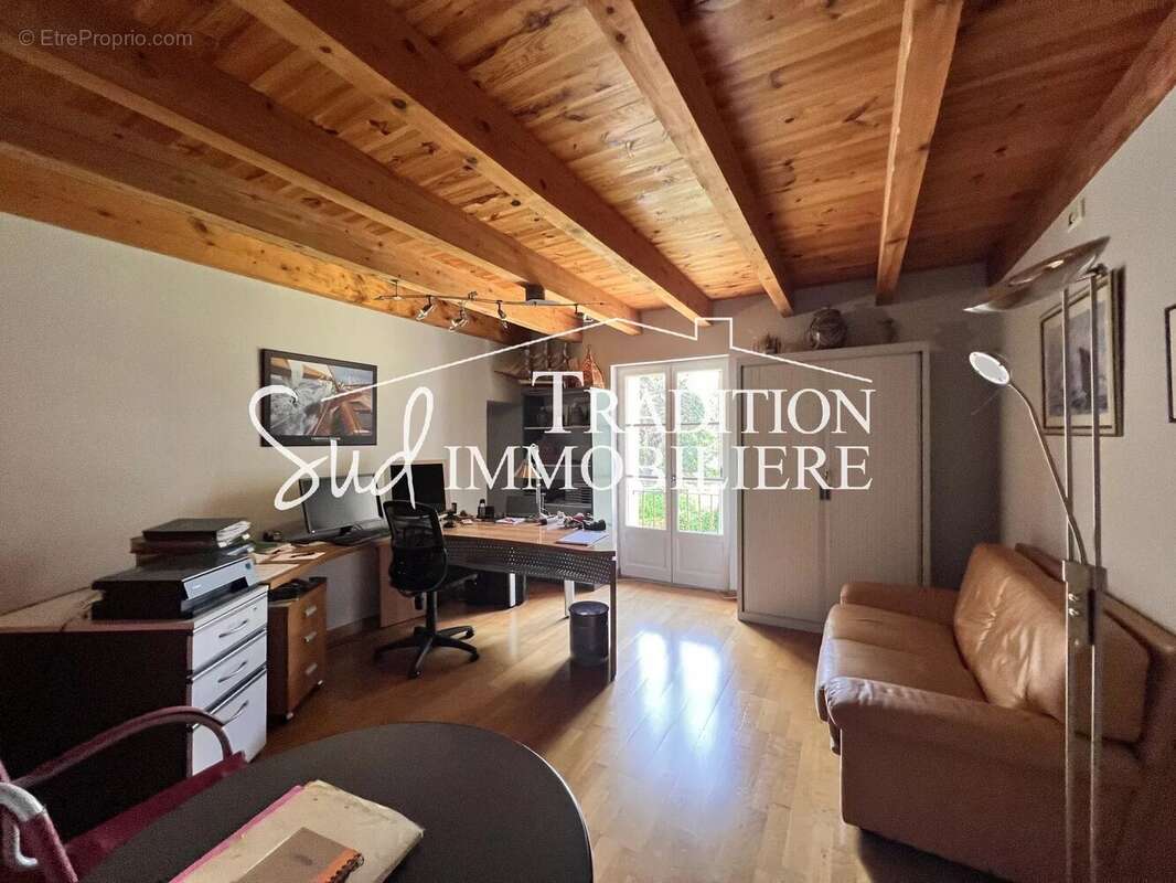 Maison à SAINT-ETIENNE-DU-GRES