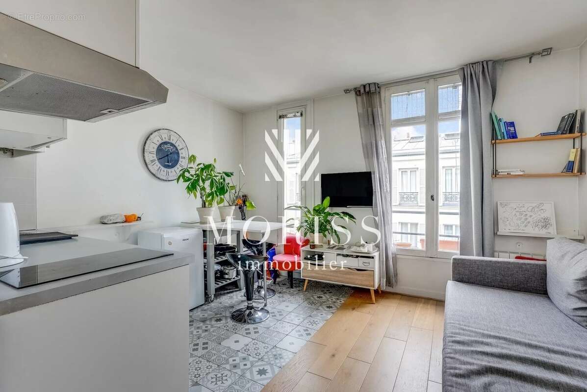 Appartement à PARIS-17E