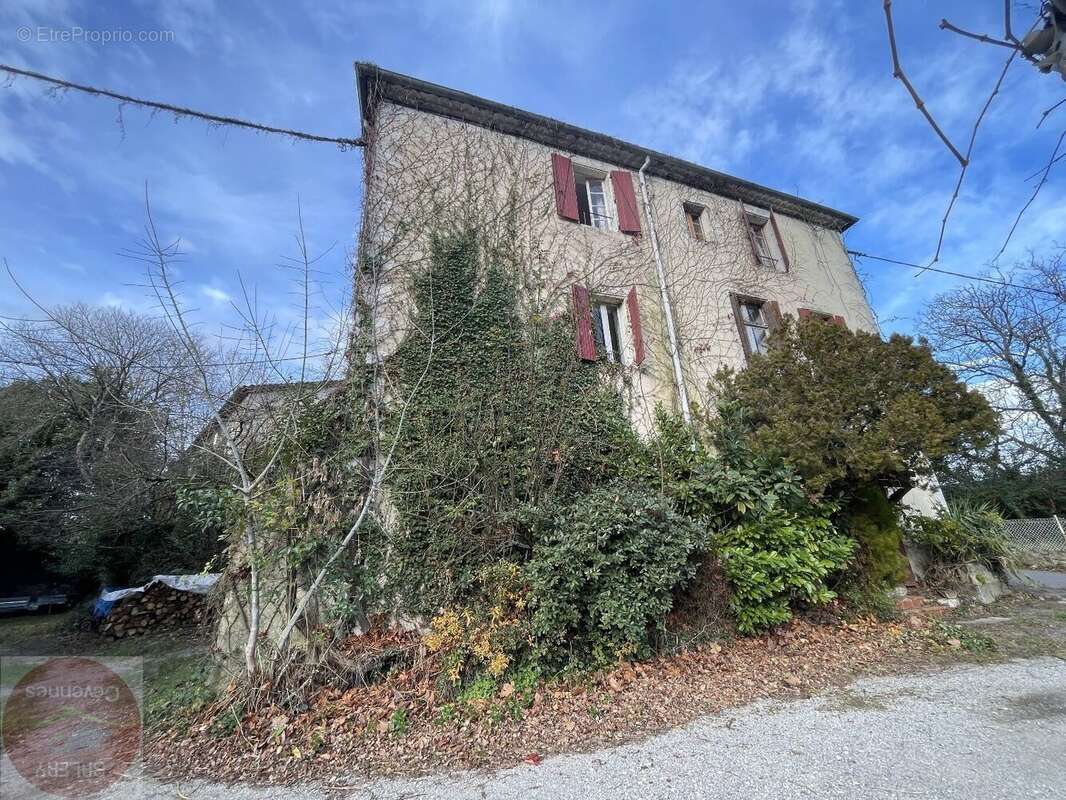 Maison à GENERARGUES
