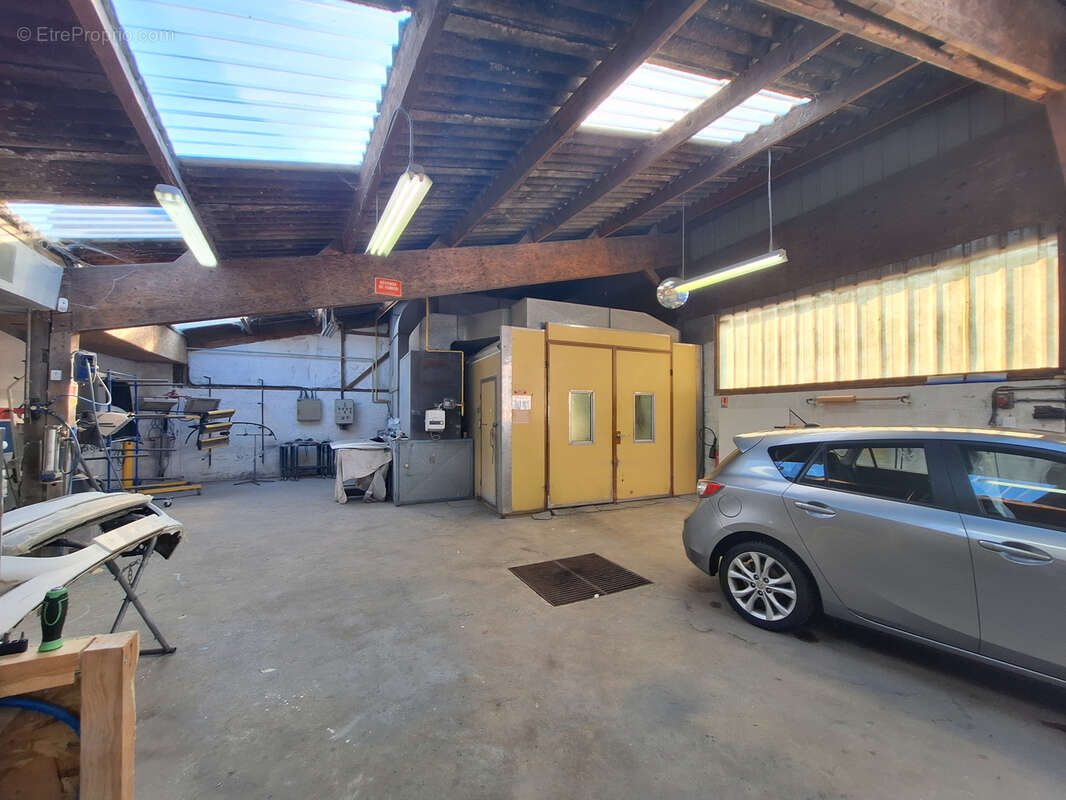 Bâtiment de 590 m2 à SEGRE - photo 4