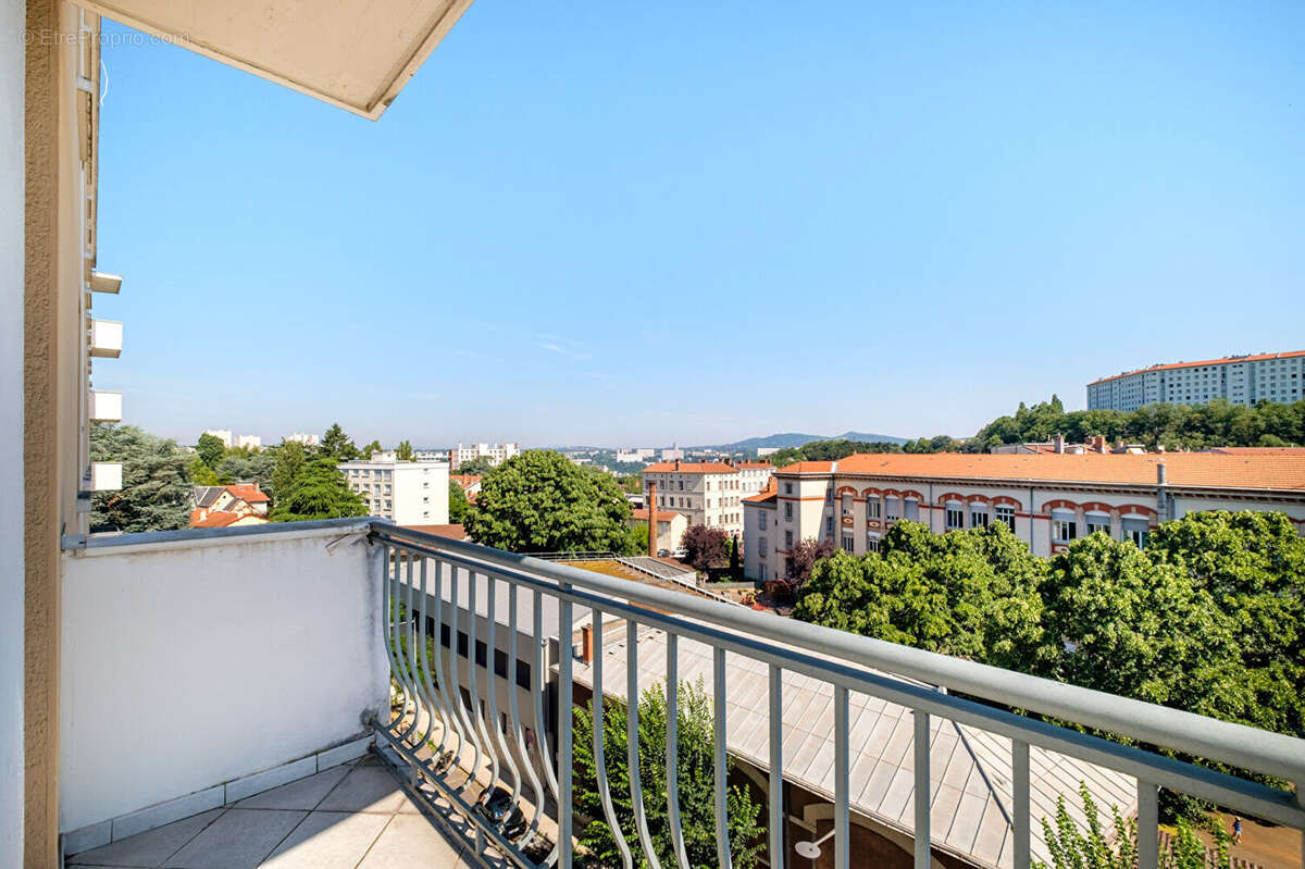 Appartement à LYON-5E