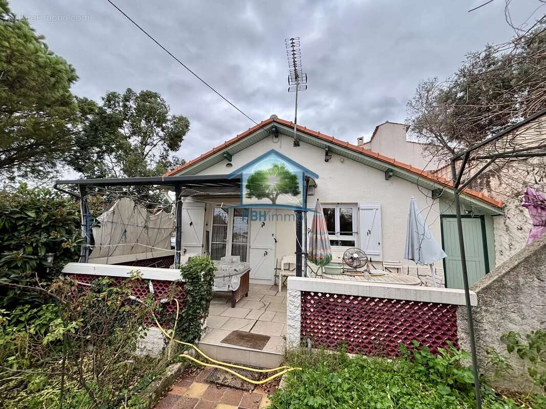 Appartement à MARSEILLE-15E