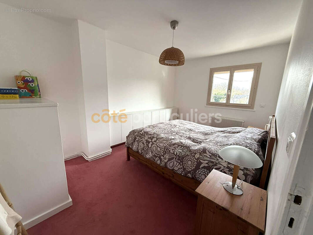 Maison à SAINTE-HONORINE-DU-FAY