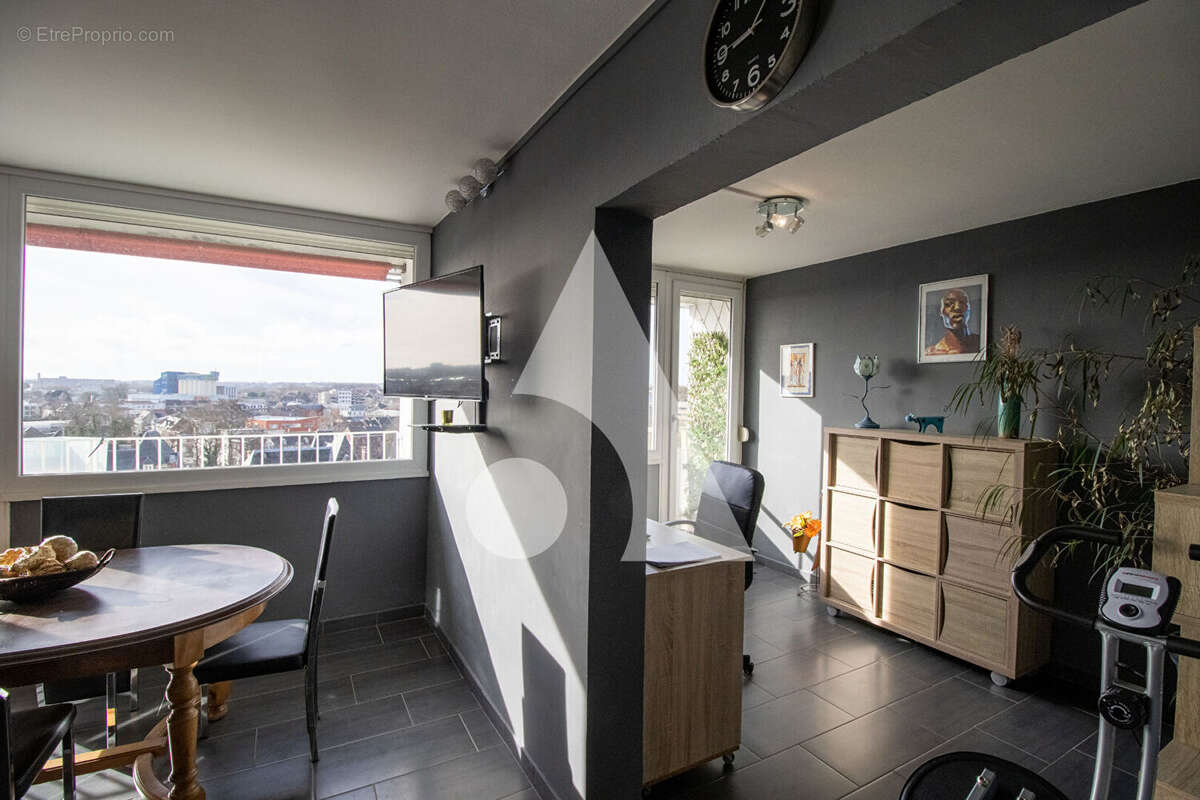Appartement à VALENCIENNES