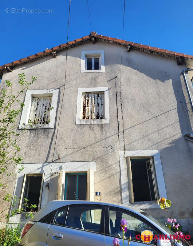 Maison à SAINT-JUNIEN