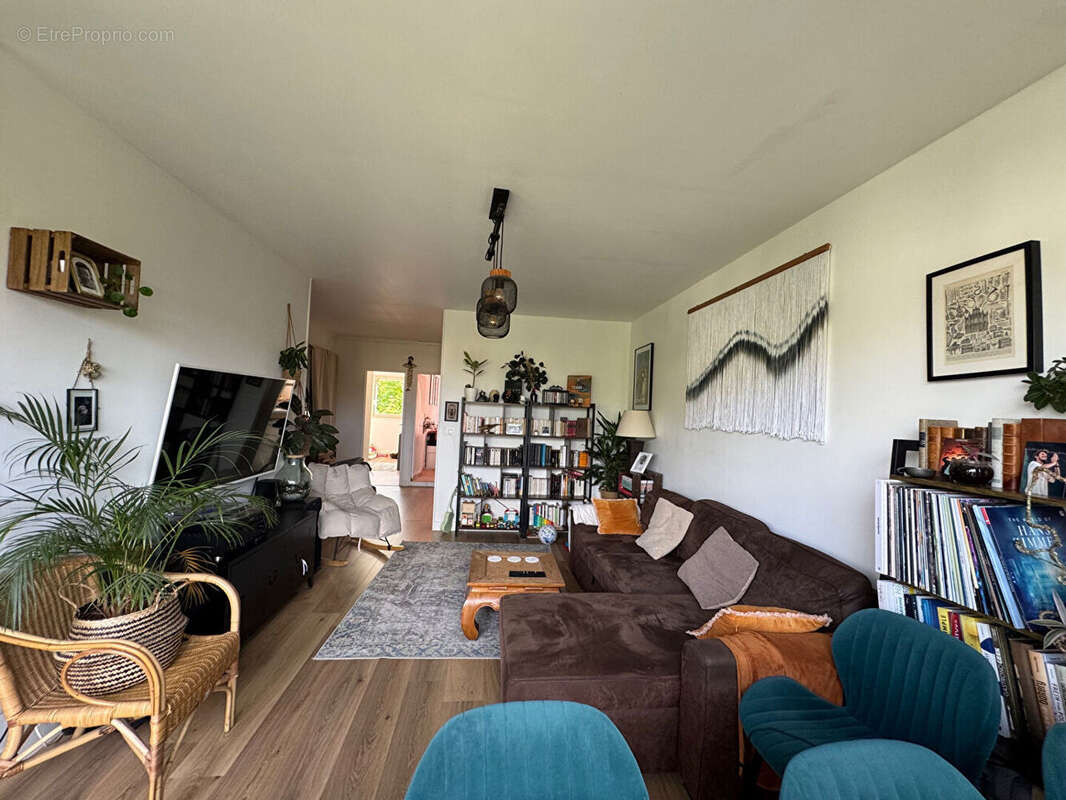 Appartement à CHAVILLE