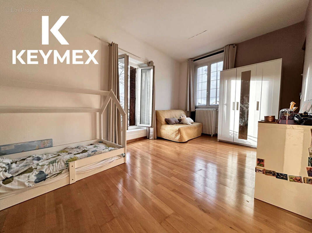 Maison à SAINT-BRICE-SOUS-FORET