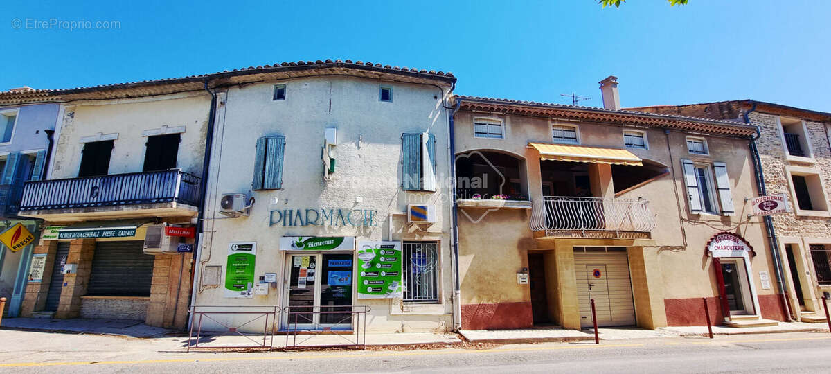 Commerce à CAVILLARGUES