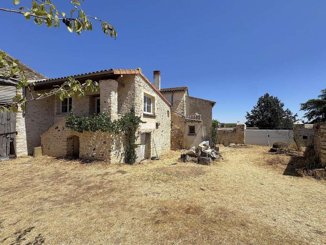 Maison 102 m² à Saint-Jacques-De-Thouars  - photo 21