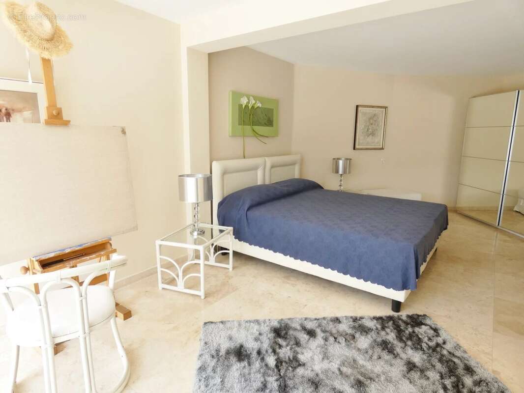 Maison à MOUGINS