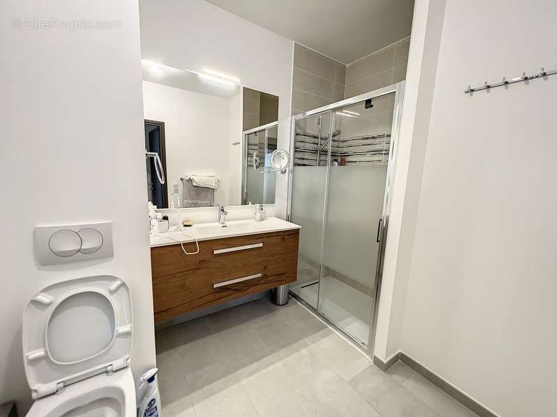 Appartement à REIGNIER