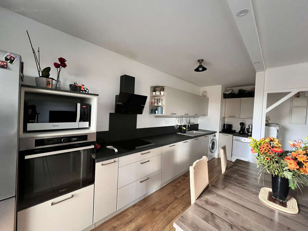 Appartement à VAUX-LE-PENIL