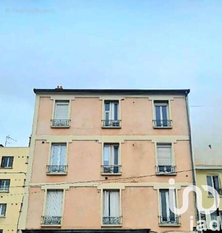 Photo 3 - Appartement à AUBERVILLIERS