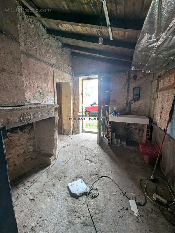 Maison 70 m² à Saint-Paul  - photo 8