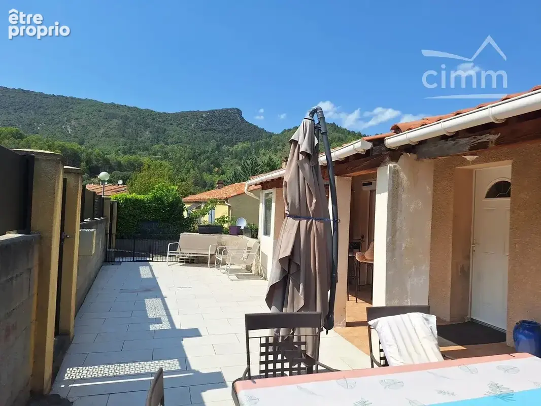 Un bien, deux logements — confortables et clés en main avec jardin et garage - photo 2