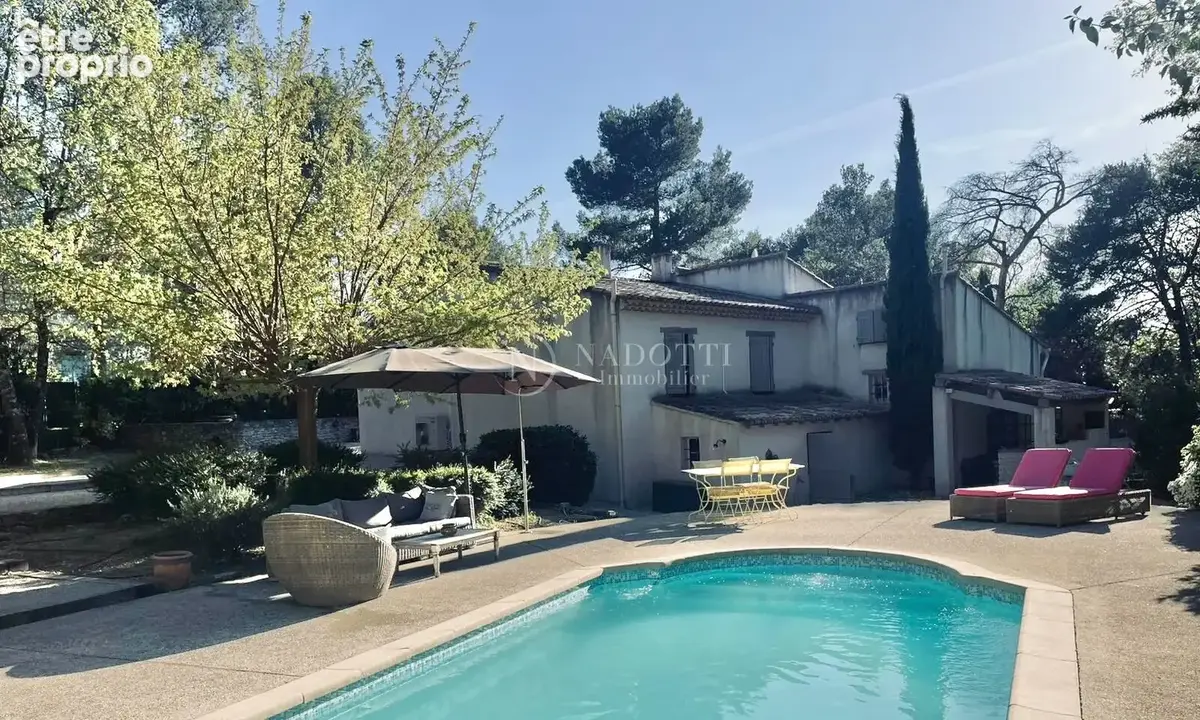 Villa de charme sur Menerbes avec piscine, jardin de lavande et cuisine professionnelle - photo 7