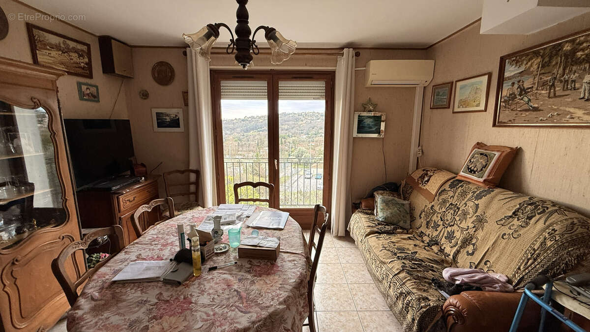 Maison à SAINT-JEANNET